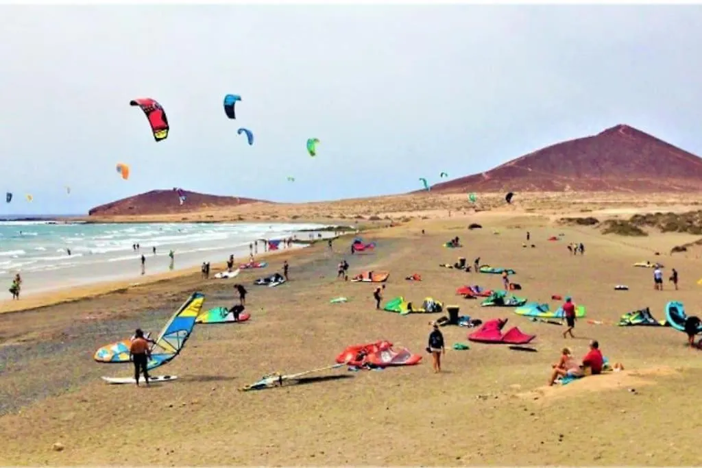 Loft Surf & Playa El Medano Con Wifi Luminoso Ideal Con Mascotas エル・メダノ
